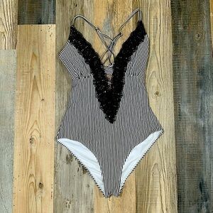 Cupshe sexy one piece